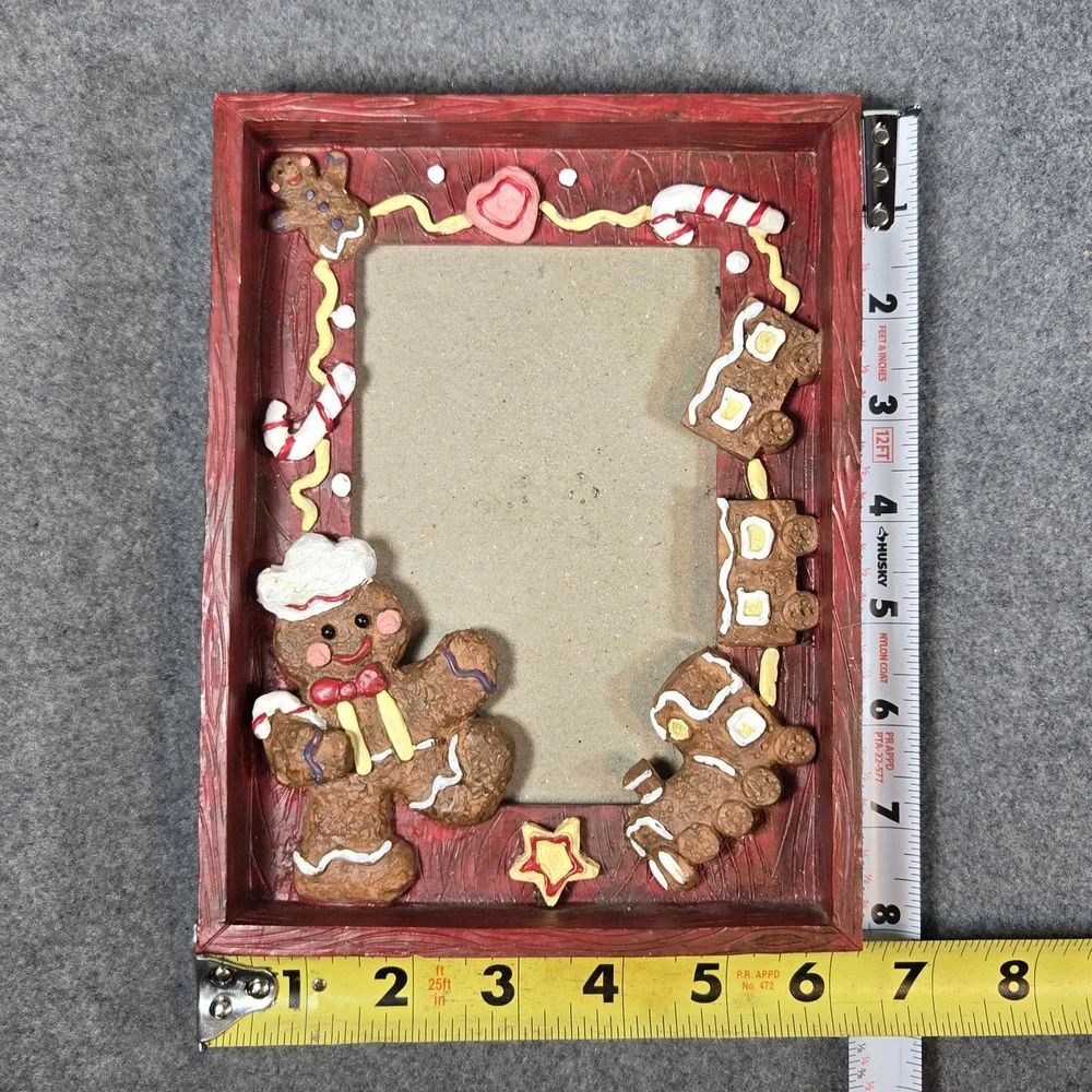 Holiday Gingerbread Man Cookie Train 3D Resin Picture Frame Red 5x3.5 Photo *pic